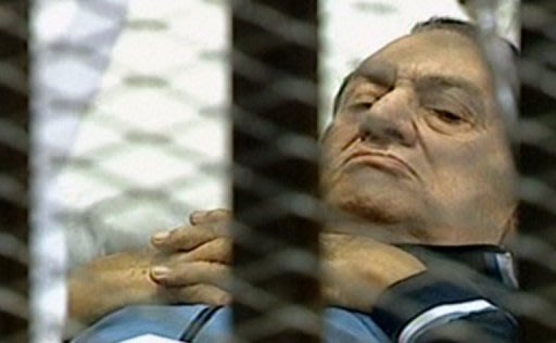 بالسجن المؤبد لحسني مبارك رئيس مصر السابق ووزير داخليته حبيب العادلي في قضية قتل المتظاهرين في ثورة 25 يناير Photo_1338571477159-1-0