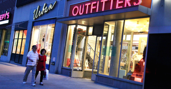 Urban Outfitters asks employees to work for free - Yahoo Finance