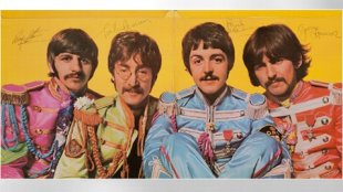 ap beatles sgt pepper auction jt 130331 wblog Signed Iconic Beatles Album Auctioned for $290,500