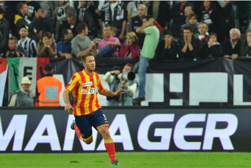 Lecce's Andrea Bertolacci celebrates after scoring