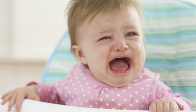 بكاء الطفل فى مراحله العمرية المختلفة وكيفية التعامل معه 366264