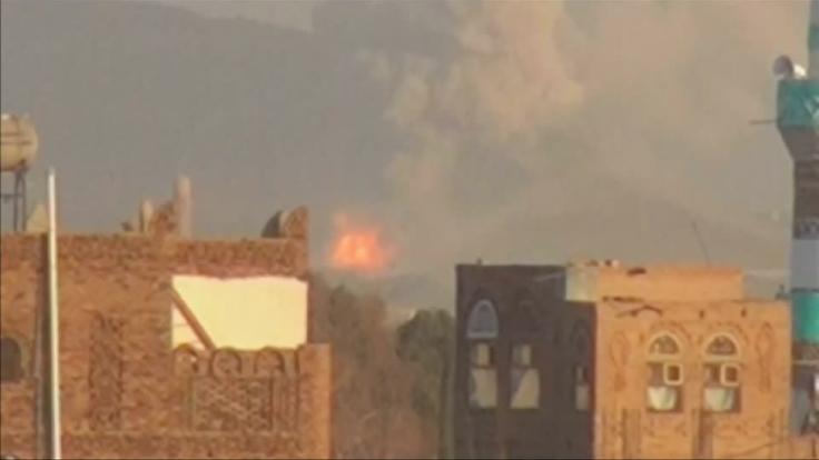 Arab air strikes hit military bases in Yemen