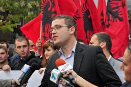 Τσάμηδες: Να μην ξαναπατήσει το πόδι της η Χρυσή Αυγή στην Αλβανία!