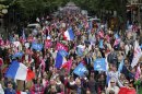 Manifestation sous tension à Paris contre le mariage homosexuel