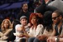 Entre Drake et Chris Brown, qui aime-t-elle vraiment ?