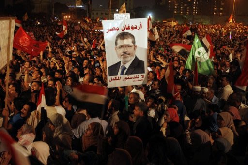 بالصور:محمد مرسي رئيسا لمصر Photo_1340379928556-1-0