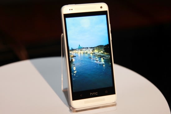 HTC One mini 所拍攝的照片