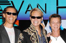 Batalkan Konser Amerika, Van Halen Konser di Jepang