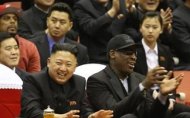 Ο ηγέτης της Β. Κορέας συναντήθηκε με τον μπασκετμπολίστα Ντένις Ρόντμαν