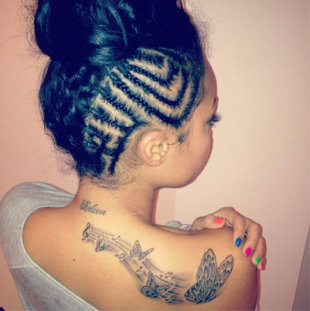 Move Over Cheryl Cole! Little Mix's Leigh-Ann Pinnock Shows Off Huge Music Tattoo On Back