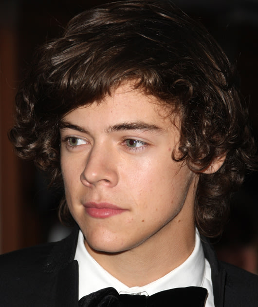 Harry Styles photos: Suited and booted Harry looks even more gorgeous – is that even possible?
