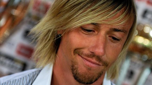 2010 La Liga Real Madrid midfielder Guti, as he explain why he is leaving the club after 25 years service