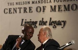 Deputy Chief Justice Dikgang Moseneke chats to Advocate&nbsp;&hellip;