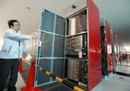 La super computadira "K", el 21 de junio de 2011 en Kobe, Japón La supercomputadora Sequoia de IBM, desarrollada para simulaciones nucleares del gobierno de Estados Unidos, así como para estudiar el cambio climático y el genoma humano, fue reconocida el 18 de junio de 2012 como la más rápida del mundo, destronando a la K Computer de Fujitsi. (Jiji Press/AFP/Archivo | )