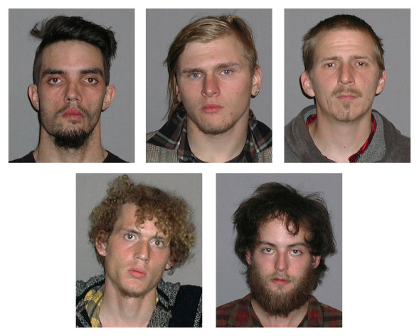 FBI: 5 men charged in Ohio bridge bomb plot - Yahoo! News