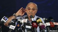 السلطات المصرية تضع الفريق شفيق مرشح الرئاسة السابق على قوائم ترقب الوصول