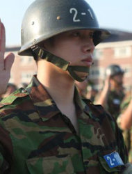 Heechul (Super Junior) dan Hwanhee Jalani Tugas Militer di Lokasi yang Sama