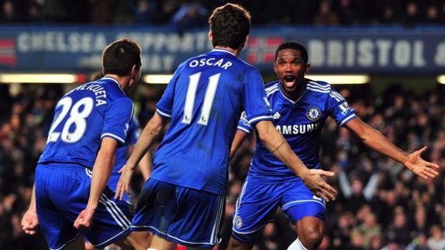 Samuel Eto'o clebrates scoring for Chelsea against Liverpool (AFP)
