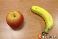 蘋果、香蕉對腹瀉、便秘都有幫助，但吃法可能大不同。（攝影／黃子倫）