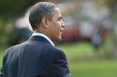 El presidente estadounidense, Barack Obama, este domingo saliendo de la Casa Blanca hacia su última etapa de campaña