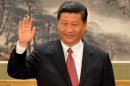 Xi Jinping saluda en el Gran Palacio del Pueblo de Pekín