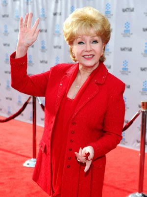 Debbie Reynolds Hospitalized for Adverse Reaction to Medication, Cancels Shows