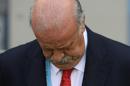 Spain's head coach Vicente Del Bosque looks down before the start of the group B World Cup soccer match between Spain and Chile at the Maracana Stadium in Rio de Janeiro, Brazil, Wednesday, June 18, 2014. (AP Photo/Manu Fernandez)