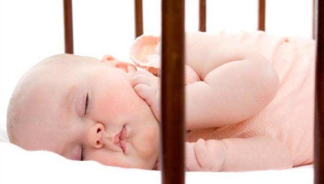تأثير الحرمان من النوم على الطفل 375010