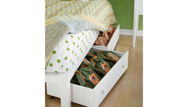 طريقة مبتكرة لتخزين أغراض غرفة النوم  352955