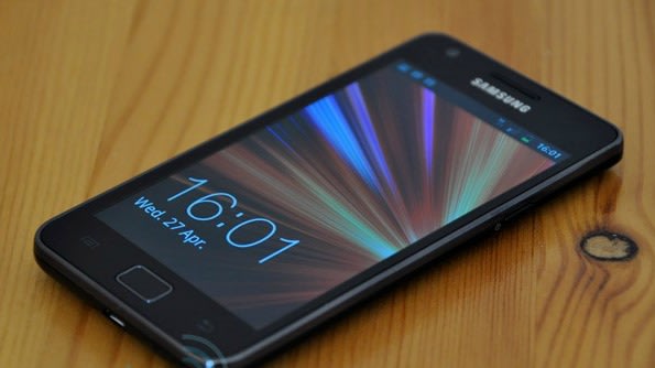 تصويت : ماهو افضل هاتف محمول فى العام 2012 شاهد مواصفات افضل 10 اجهزة وصوت على جهازك المفضل  Samsung-Galaxy-S2-jpg_105031