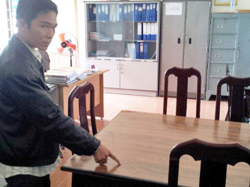 Vụ “khám súng làm chết người” ở Cục Hải quan Tây Ninh: Gia đình nạn nhân cho rằng cố ý Chetnguoi2-20130602-210011-637