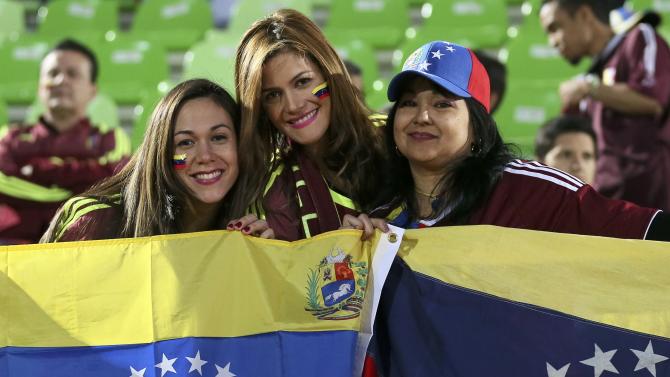 Venezuela fans await the start of their team&#39;s first round Copa America 2015 soccer match against Peru at Estadio Elias Figueroa Brander in Valparaiso