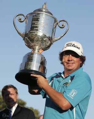 Dufner beats Furyk at PGA for 1st major title