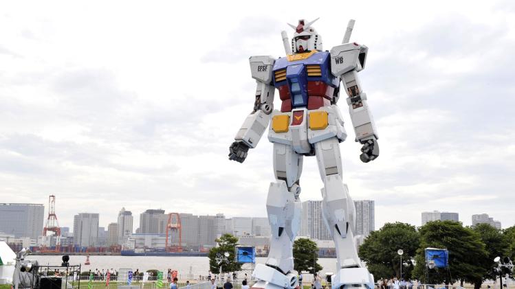Japan plans giant Gundam robot - Yahoo News