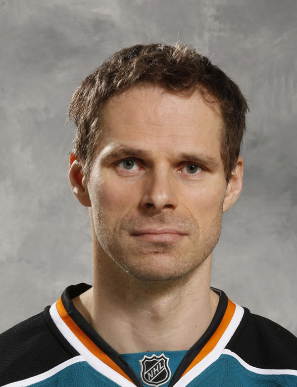 <b>Michal Handzus</b> | Chicago Blackhawks | National Hockey League | Yahoo! Sports - michal-handzus-hockey-headshot-photo