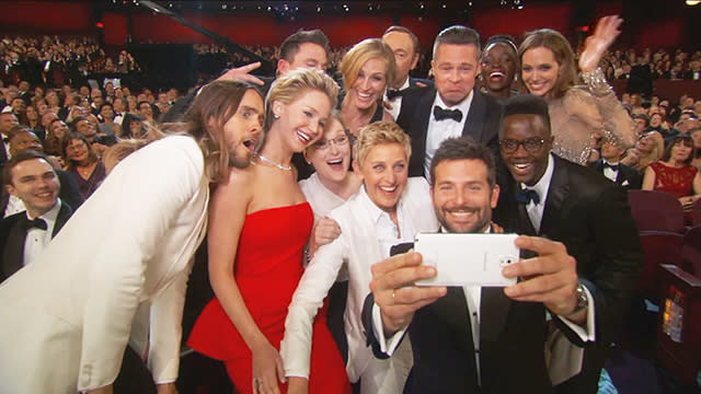 Oscar Selfie Crashes Twitter