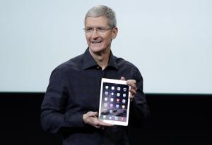 Apple CEO Tim Cook introduces the new Apple iPad Air&nbsp;&hellip;