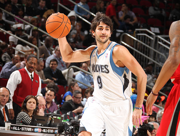 Ricky-Rubio-looks-to-pass.-Like-always.-Nathaniel-S.-Butler-NBA-Getty-Images.jpg