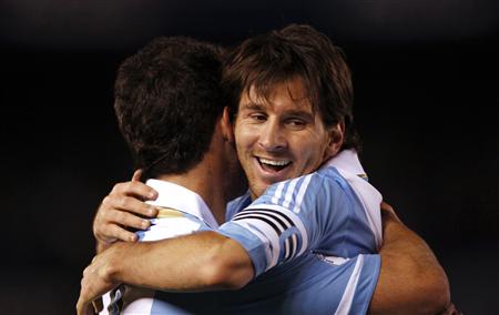 Argentina golea 4-0 a Ecuador con un Messi brillante