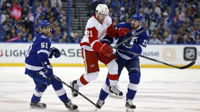 Late goal kicks Red Wings out of playoffs vs. Tampa Bay, 1-0 Detroit-red-wings-v-tampa-20160422-001348-515
