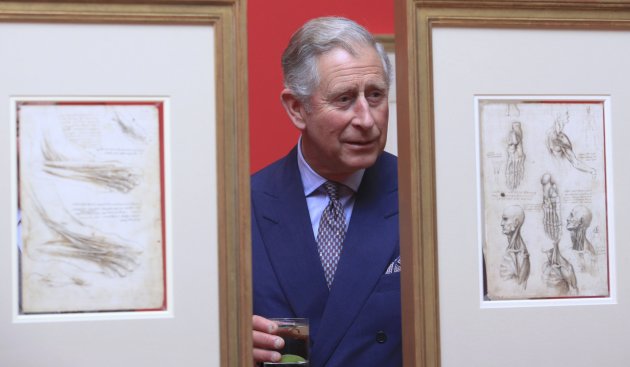 Britain&#39;s Prince Charles views anatomical drawings by Leonardo da Vinci at The Queen&#39;s Gallery in Buckingham Palace, London