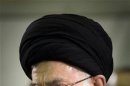 Jamenei descarta una bomba nuclear, pero perseguirá la energía