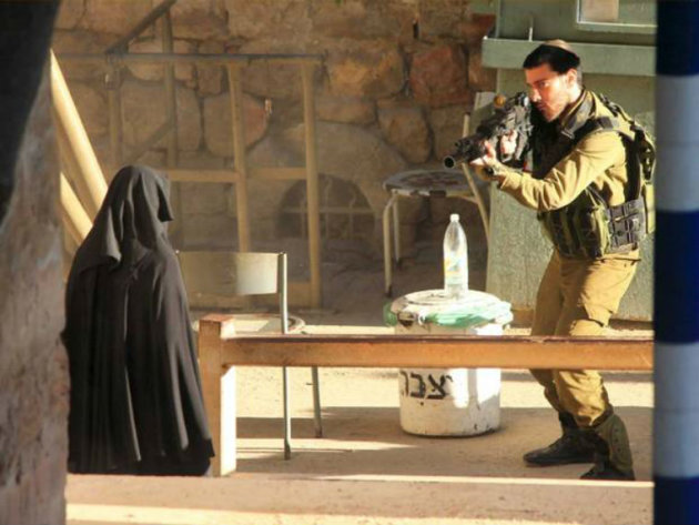 Palestinian Woman Shot Israel Hebron