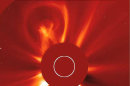 Eureka! 'Light Bulb' Solar Storm Erupts from Active Sun