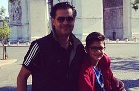 على طريقة عمرو دياب.. راغب علامة ينشر صورة مع ابنائه RaghebSun2