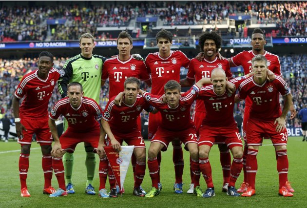 The Bayern Munich starting squad poses before the Champions League Final soccer match against Borussia Dortmund at Wembley Stadium in London