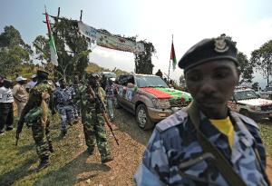 Burundian servicemen guard President PierreÂ Nkurunziza&#39;s&nbsp;&hellip;