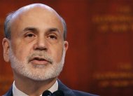 U.S. Federal Reserve Chairman Ben Bernanke speaks to the Economic Club of New York in New York, November 20, 2012. REUTERS/Brendan McDermid/Files
