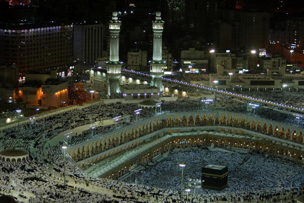 أطول و أقصر ساعة صيام في العالم .. Mecca-jpg_163946