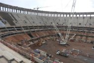 Construção no Estádio Mané Garrincha em Brasília. 3/12/2012 REUTERS/Gary Hershorn